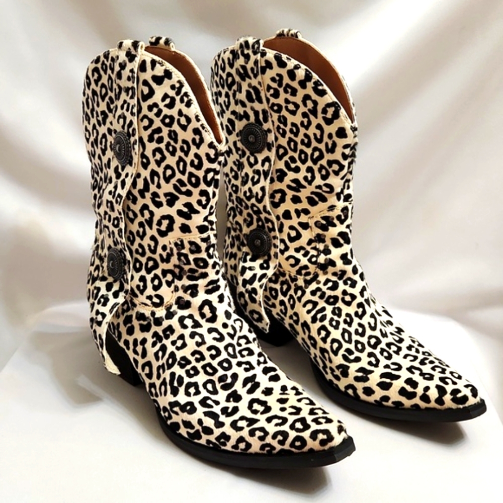Dingo By Dan Post Snow Leopard Leather Heeled Western Cowgirl Boots (W Size 8.5)